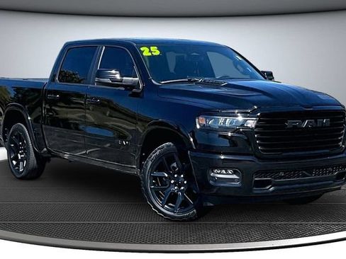 Used 2025 RAM 1500 Laramie w/ Night Edition AWD/4WD image 3