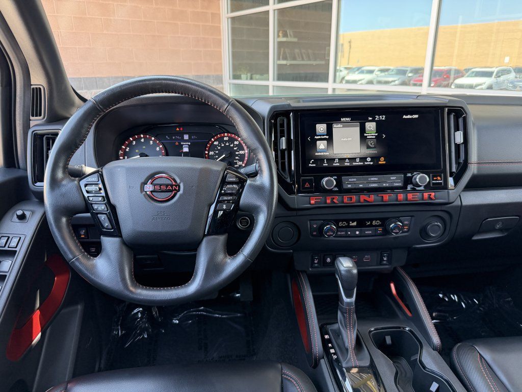 Used 2025 Nissan Frontier Pro-X w/ Pro Premium Package RWD image 16