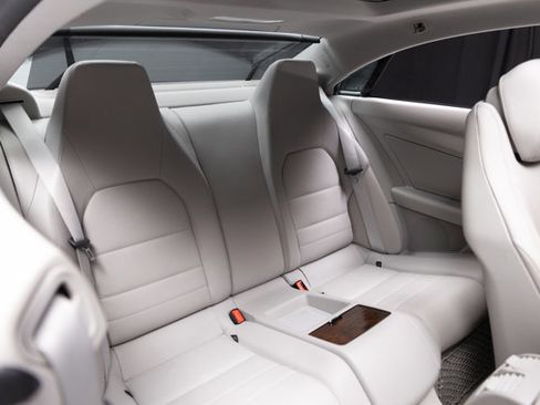 Used 2013 Mercedes-Benz E 350 4MATIC Coupe image 57