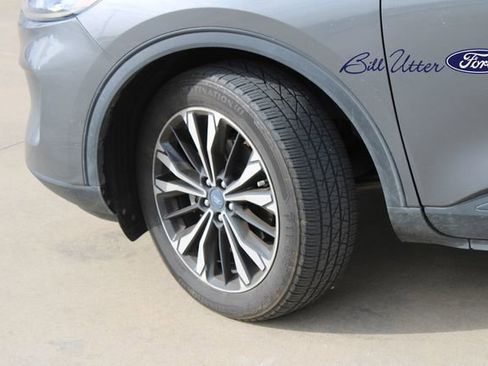 Certified 2022 Ford Escape SEL w/ SEL Stealth AWD Package image 9