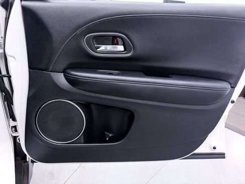 Used 2019 Honda HR-V EX-L image 32