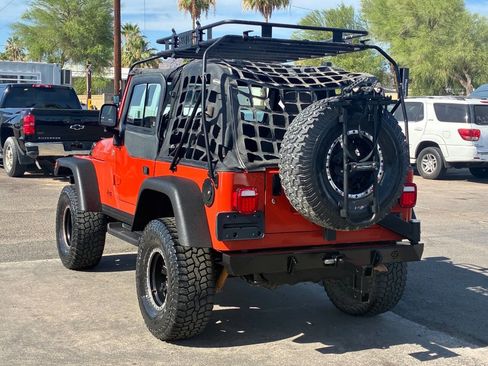 Used 2006 Jeep Wrangler Sport w/ 30" Tire & Wheel Group AWD/4WD image 4