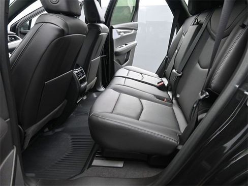 New 2026 Cadillac XT5 Sportv w/ LPO, Onyx Lite Package image 13