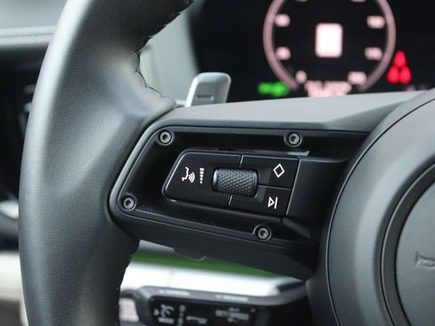 Certified 2025 Porsche Panamera image 22