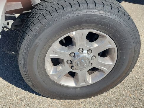 Used 2024 RAM 2500 Big Horn image 8