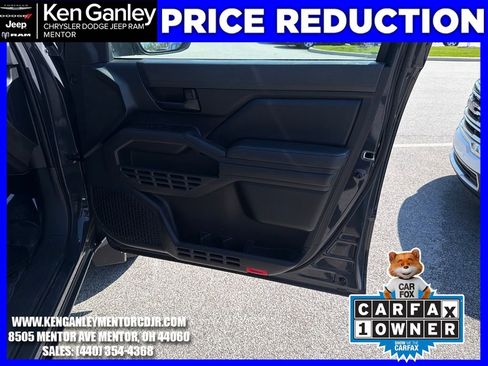Used 2024 Toyota Tacoma SR AWD/4WD image 24