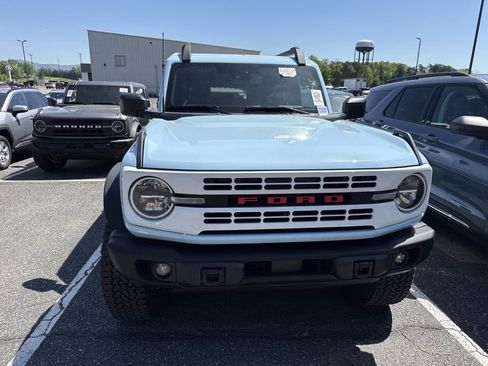 Used 2025 Ford Bronco Heritage Edition image 3