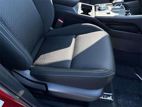 Used 2022 Mitsubishi Outlander ES image 10