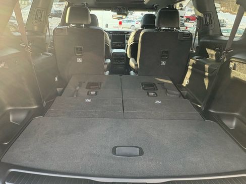 Used 2024 Jeep Grand Cherokee L Limited image 43