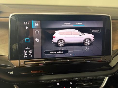 Used 2025 Volkswagen Atlas SE image 15