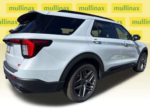 New 2026 Ford Explorer ST w/ Sun And Sound Package image 15