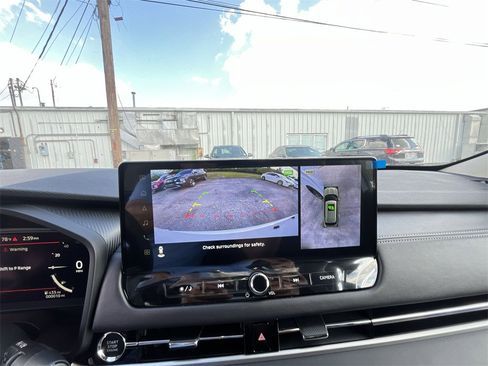 New 2025 Mitsubishi Outlander SE image 17