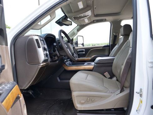 Used 2017 Chevrolet Silverado 2500 LTZ w/ Duramax Plus Package AWD/4WD image 24