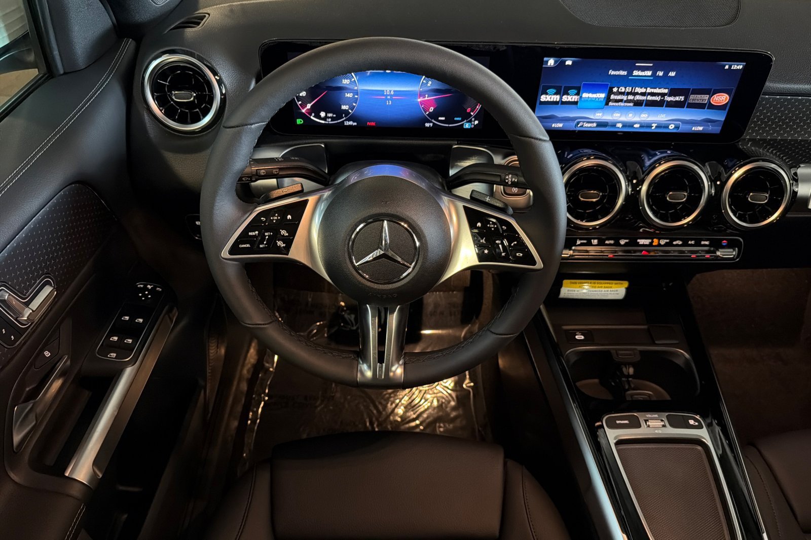 New 2026 Mercedes-Benz GLB 250 image 13