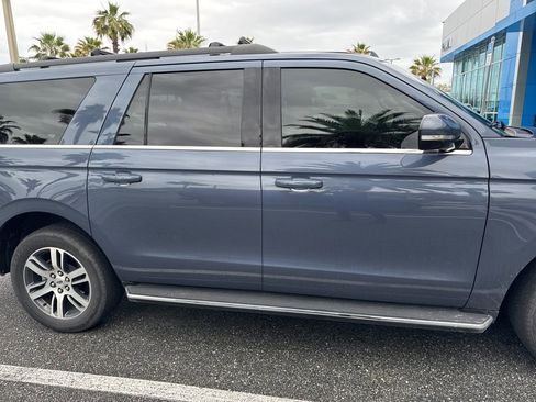 Used 2022 Ford Expedition Max XLT image 4