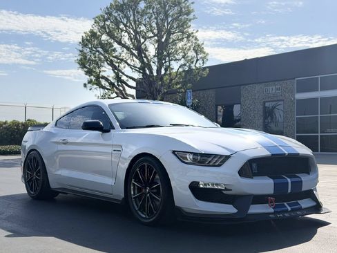 Used 2017 Ford Mustang Shelby GT350 w/ Electronics Package RWD image 4