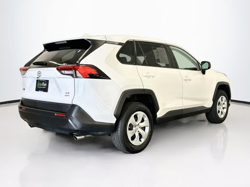 Used 2025 Toyota RAV4 LE AWD/4WD image 9