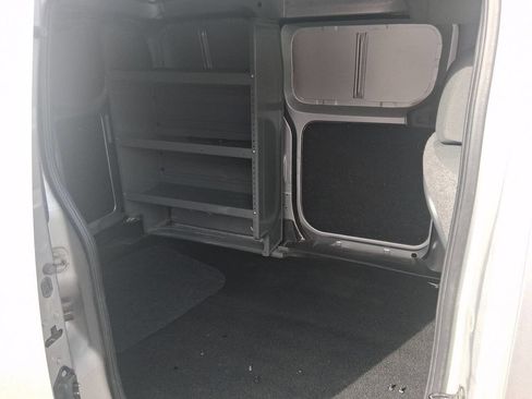 Used 2017 Nissan NV200 SV image 5