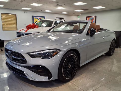 New 2026 Mercedes-Benz CLE 300 4MATIC Cabriolet image 3