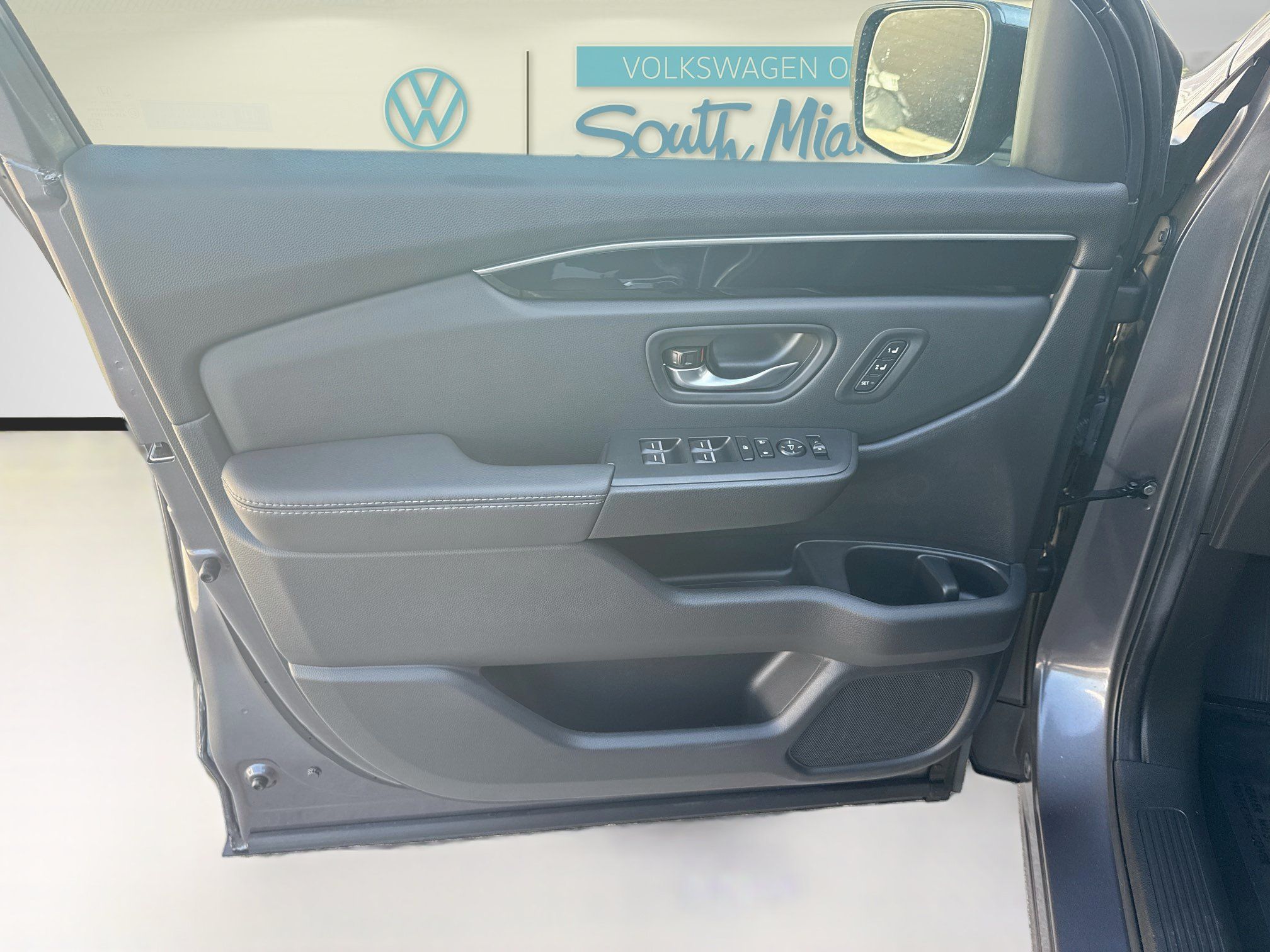 Used 2025 Honda Pilot EX-L image 19