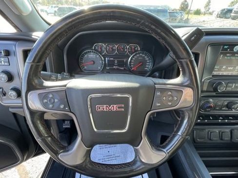 Used 2019 GMC Sierra 2500 SLT w/ All Terrain HD Package image 16