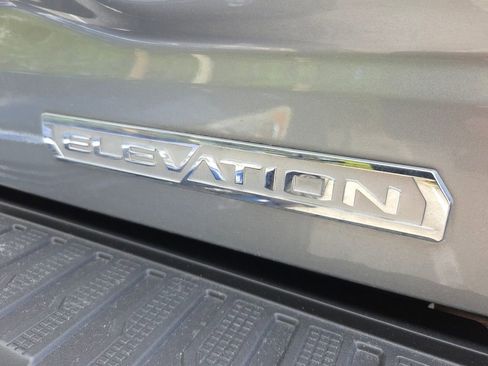 Used 2023 GMC Sierra 1500 Elevation image 6