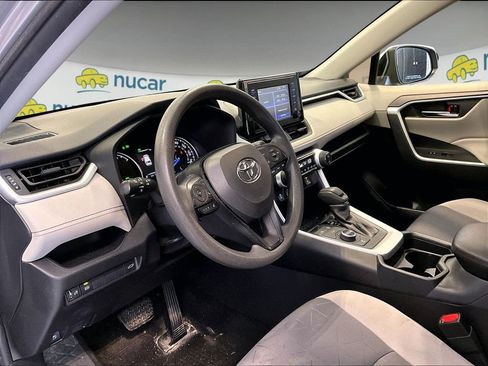 Used 2019 Toyota RAV4 XLE w/ Convenience Package image 12