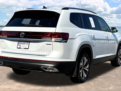 Used 2026 Volkswagen Atlas SE AWD/4WD image 8