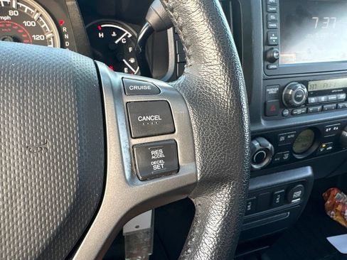 Used 2014 Honda Ridgeline SE image 22
