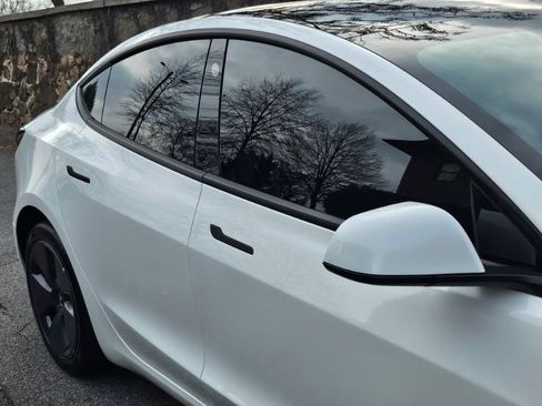 Used 2022 Tesla Model 3 image 11