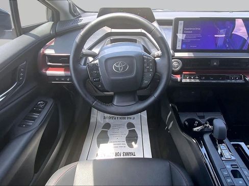 Used 2024 Toyota Prius Prime Premium FWD image 6