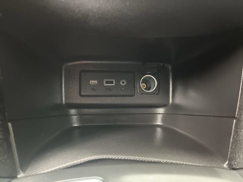 Used 2021 Chevrolet Equinox LT AWD/4WD image 22