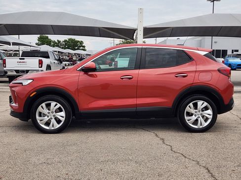 Certified 2024 Buick Encore GX Preferred FWD image 4