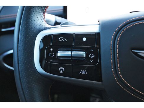 Used 2026 Genesis GV70 3.5T Sport Advanced image 17