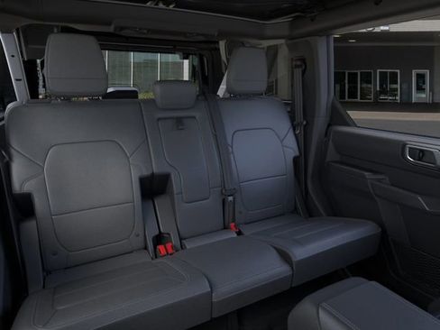 New 2026 Ford Bronco Outer Banks AWD/4WD image 11