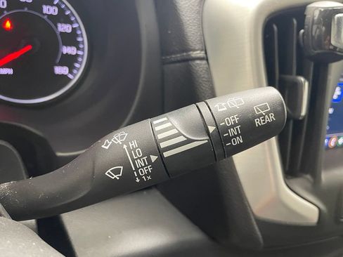 Used 2023 GMC Terrain SLE AWD/4WD image 27