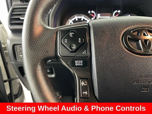 Used 2022 Toyota 4Runner TRD Off-Road Premium w/ Moonroof Package AWD/4WD image 31