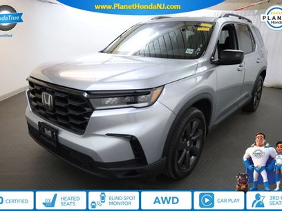 Certified 2025 Honda Pilot Sport