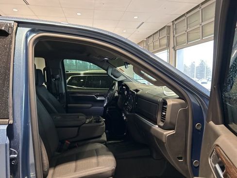 Used 2026 GMC Sierra 1500 Elevation w/ Elevation Select Package AWD/4WD image 16