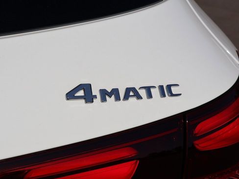 New 2026 Mercedes-Benz GLA 250 4MATIC image 9