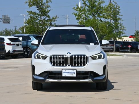 Used 2026 BMW X1 xDrive28i AWD/4WD image 2