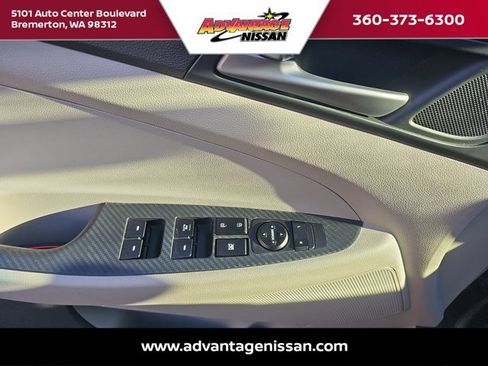 Used 2016 Hyundai Tucson Sport image 9