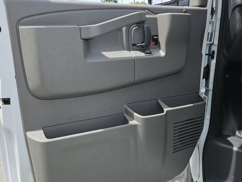New 2025 Chevrolet Express 2500 w/ Driver Convenience Package RWD image 10