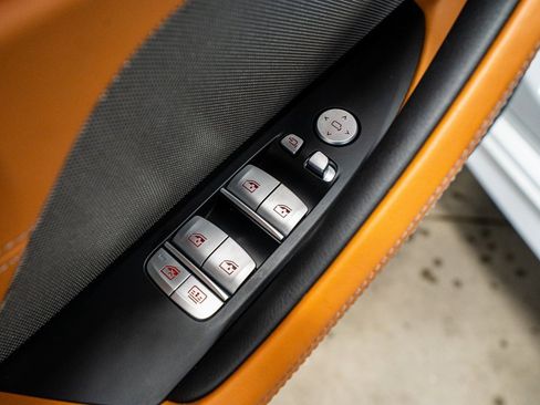 Used 2025 BMW 840i image 33