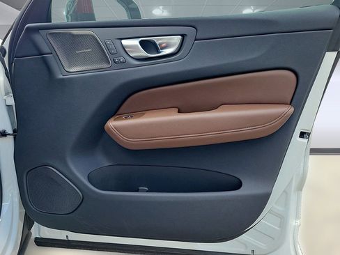 New 2024 Volvo XC60 B5 Ultimate w/ Protection Package Premier image 35