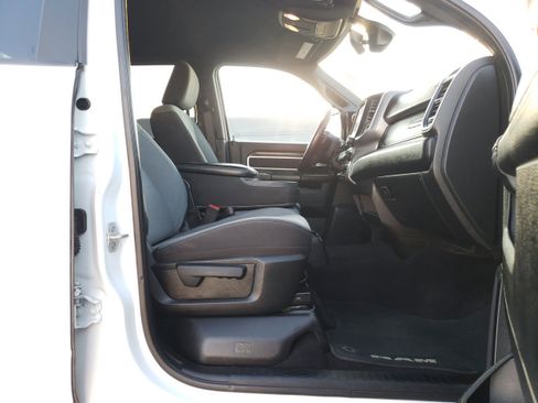 Used 2024 RAM 3500 Big Horn image 19