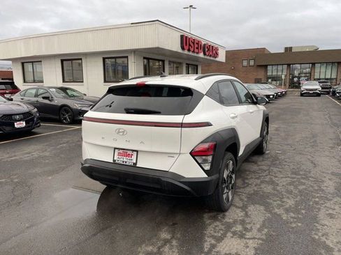Used 2024 Hyundai Kona SEL image 4
