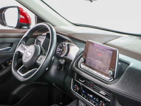 Used 2023 Nissan Rogue SV FWD image 25