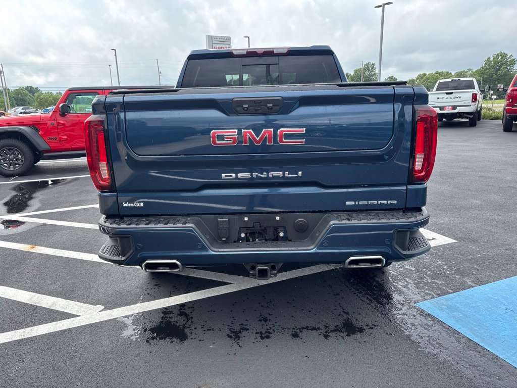 Used 2022 GMC Sierra 1500 Denali AWD/4WD image 8