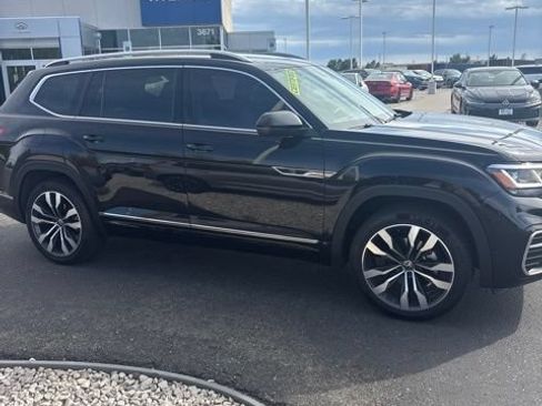 Used 2022 Volkswagen Atlas SEL Premium AWD/4WD image 2